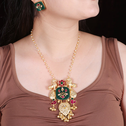 Royal Pendant Set image 0