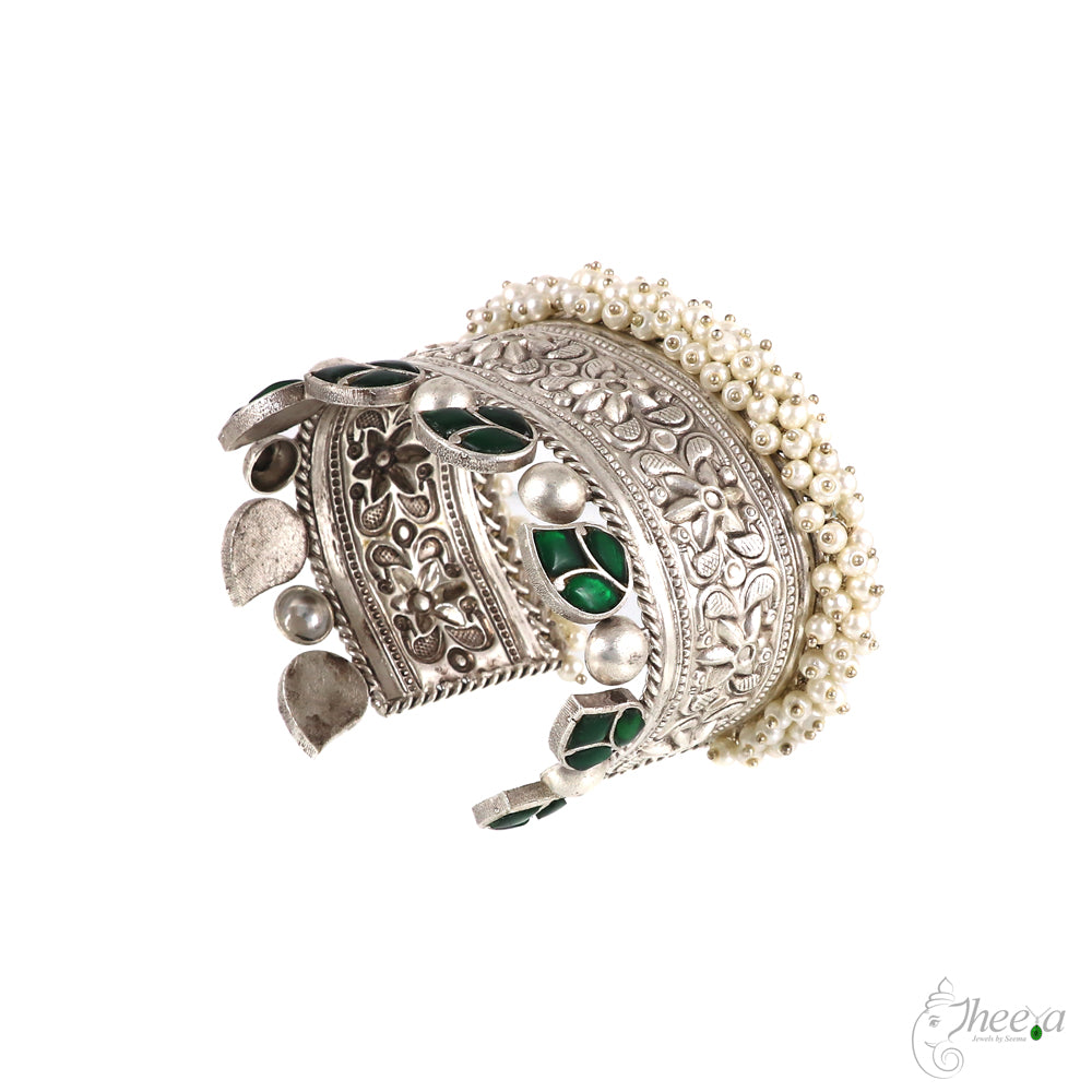 Leaf with Pearls Cuff image 2