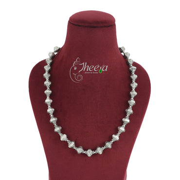 Saadagi Hexagonal Beads Necklace image 1