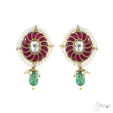 Green Bead Choker With Kundan Pendant image 1