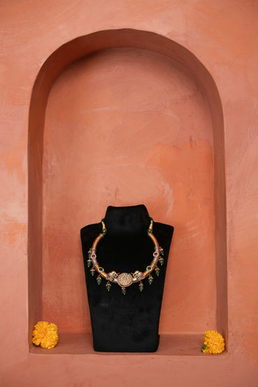 Riwaayat Kohlapuri style hasli with elephant motifs