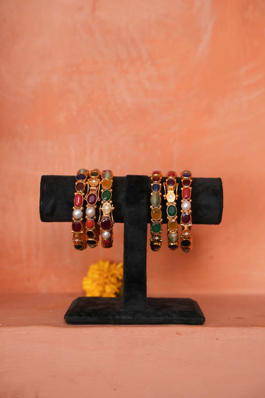 Riwaayat Navratan Bangles