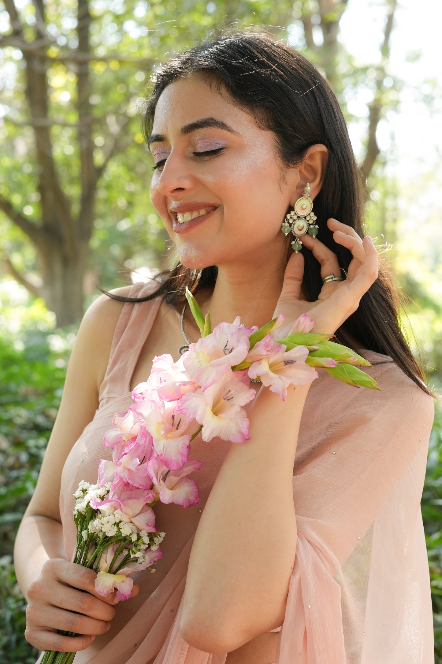 Vanya Mint n pink earrings