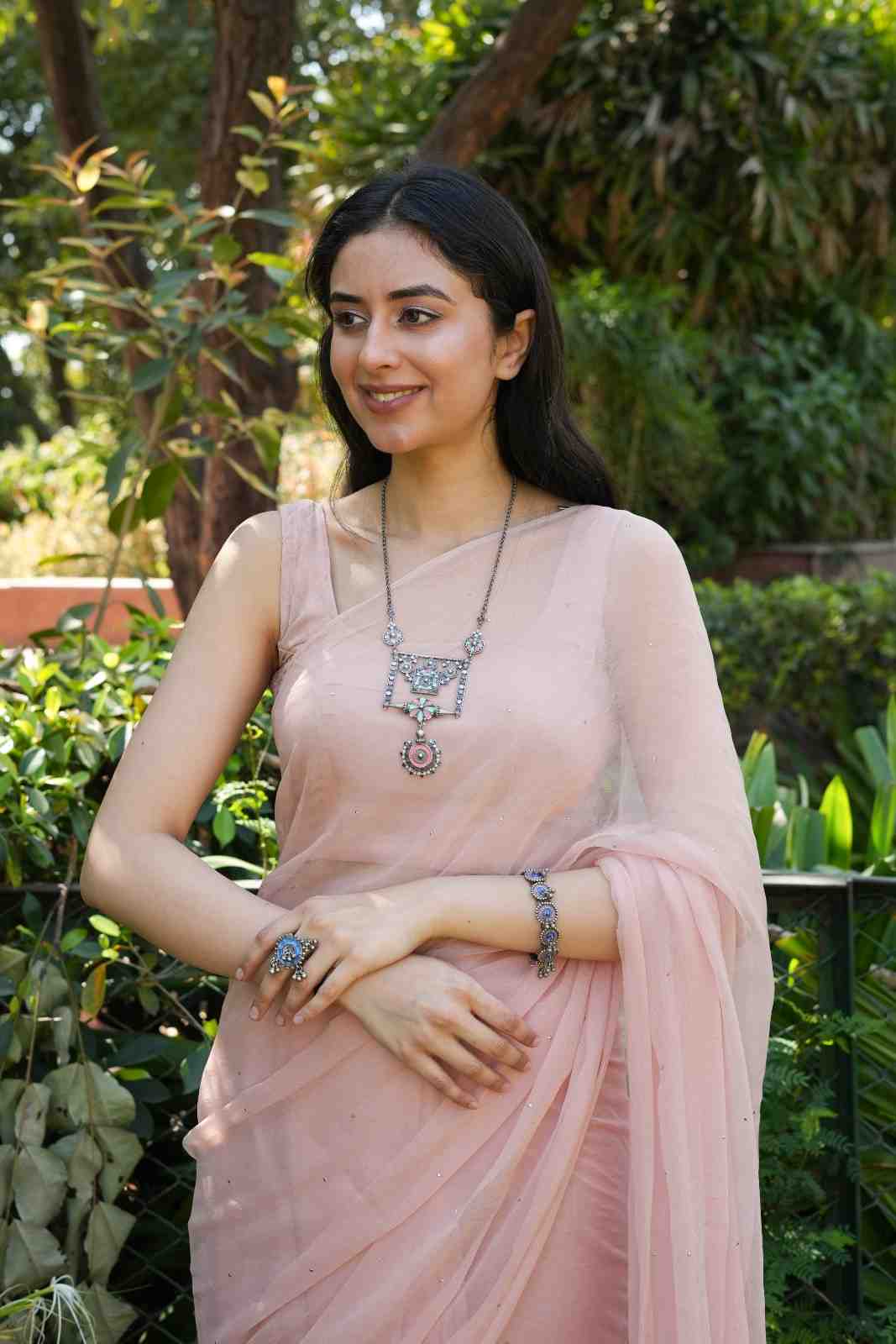 Vanya Mint n Peach Necklace