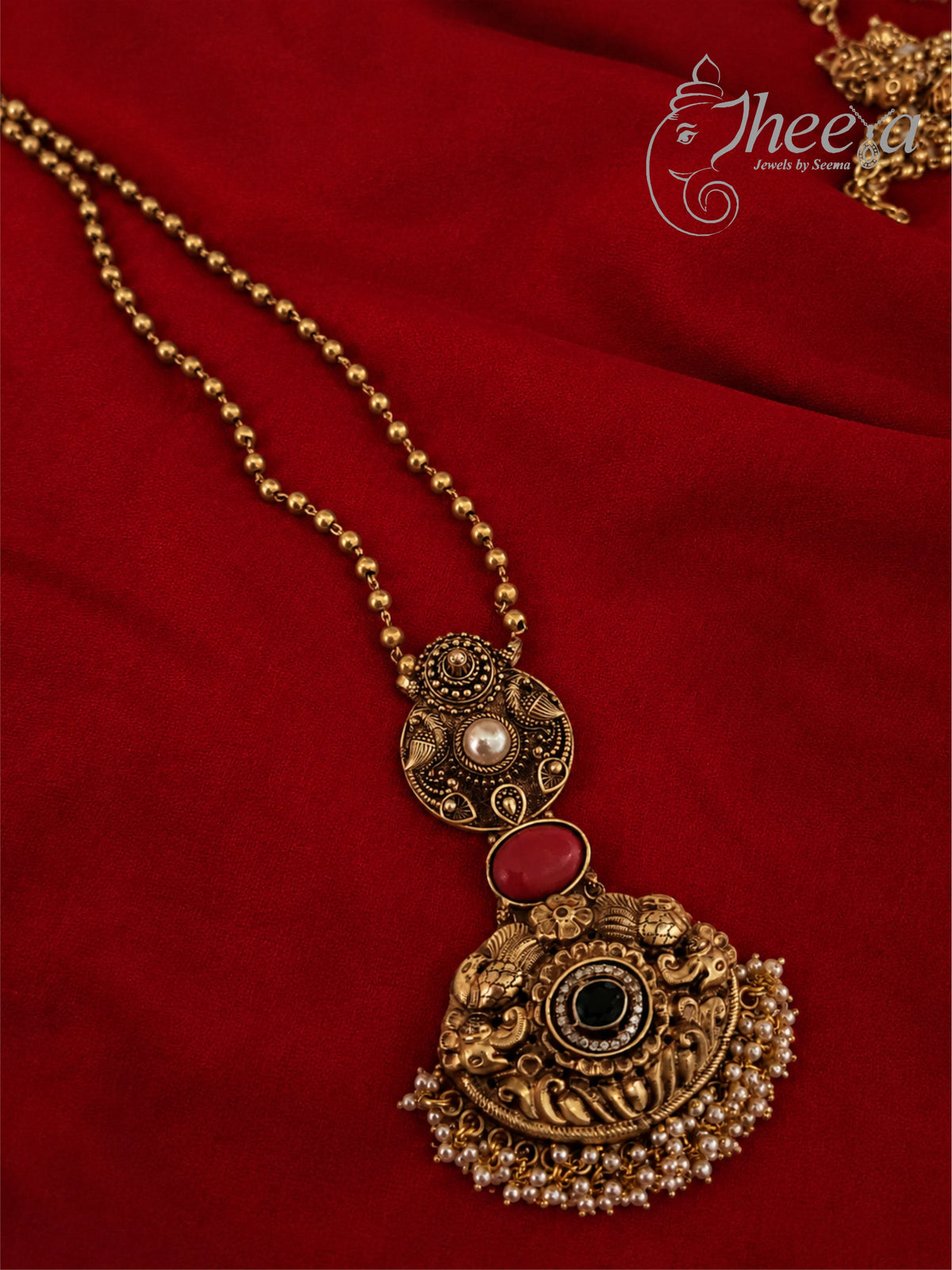 green-stone-coral-pure-silver-pendant-antique-gold.jpg