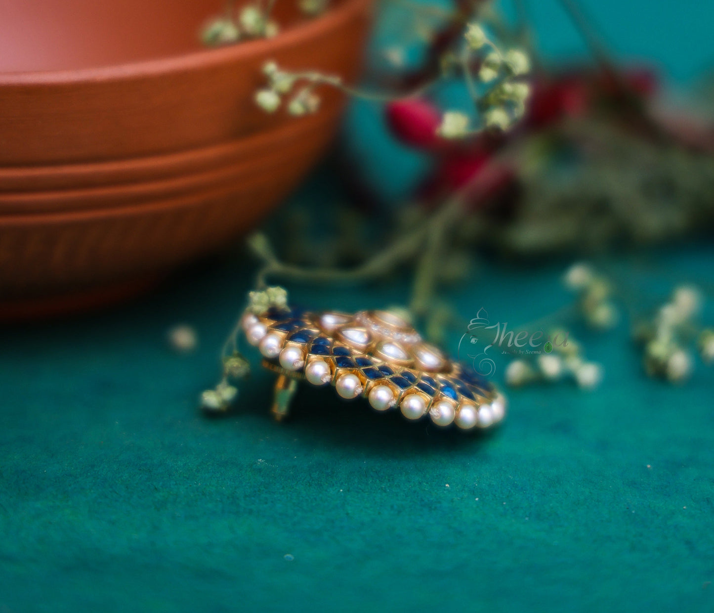 Riwaayat Big Blue Polki Pearl Studs