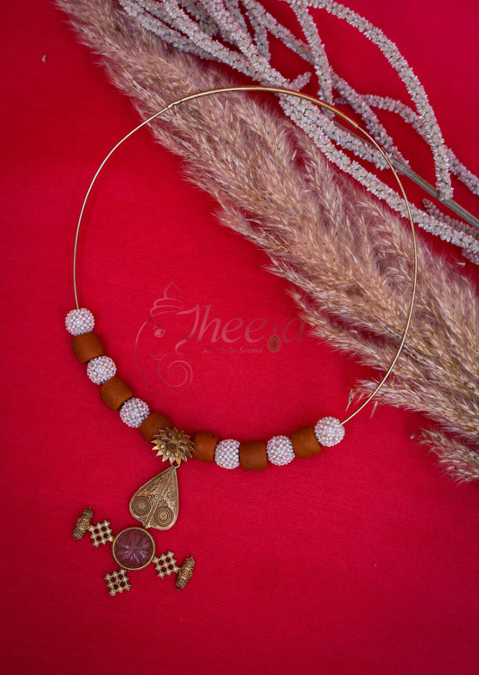 Sringaar Vintage Hasli with Corals and pearsl