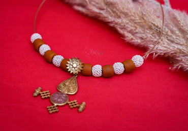 Sringaar Vintage Hasli with Corals and pearsl