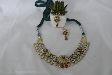 Fusion Necklace kundant set with moissanite pendant