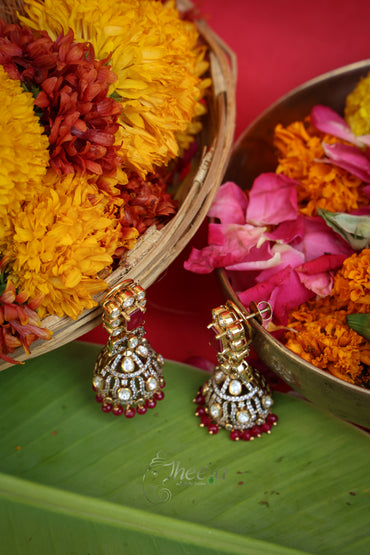 Close-up detailing of Begum Jhumkas Red Square Design highlighting Moissanite craftsmanship.