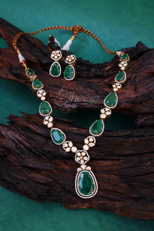 Big Green and moissnaite set