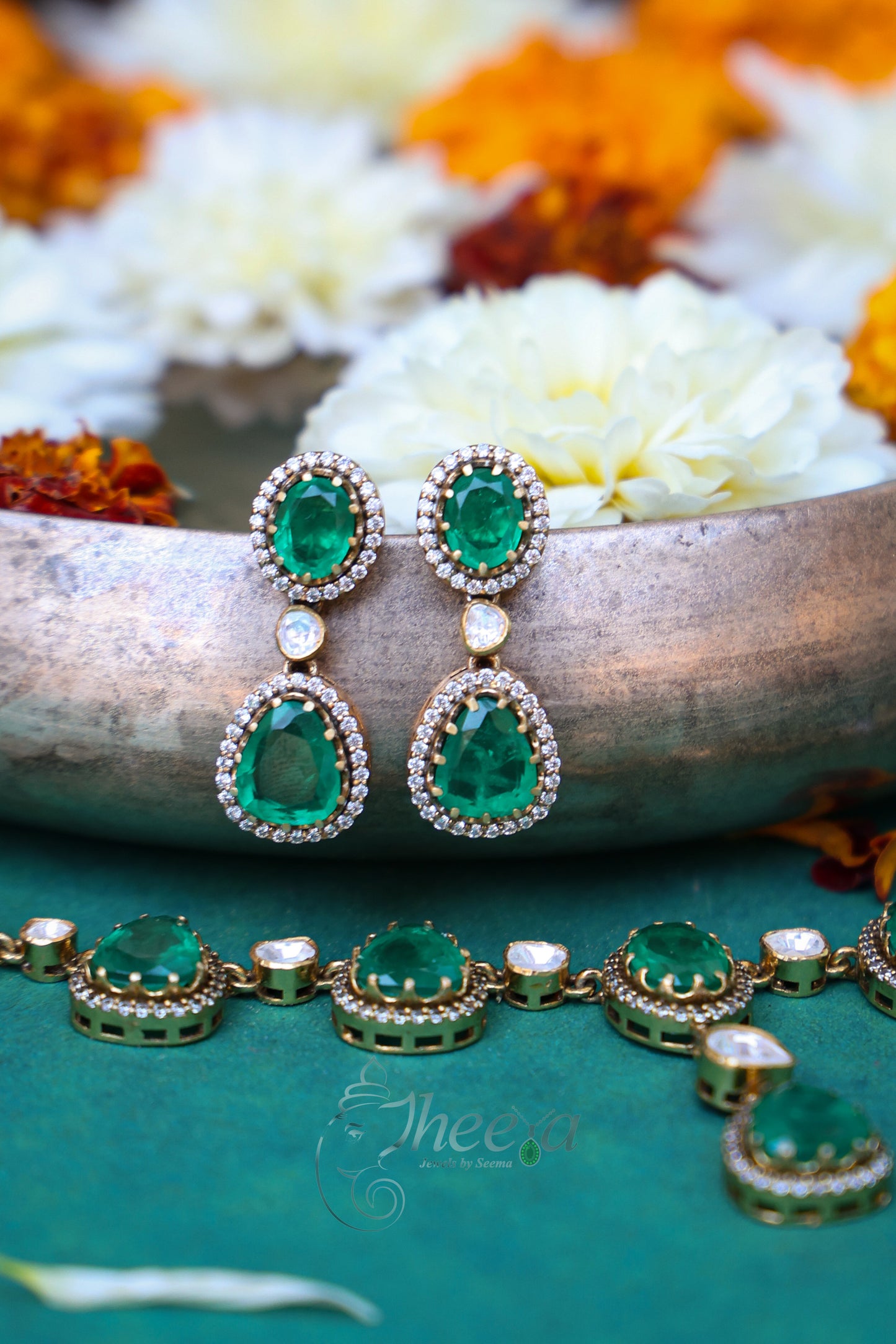 Green and moissanite Small set
