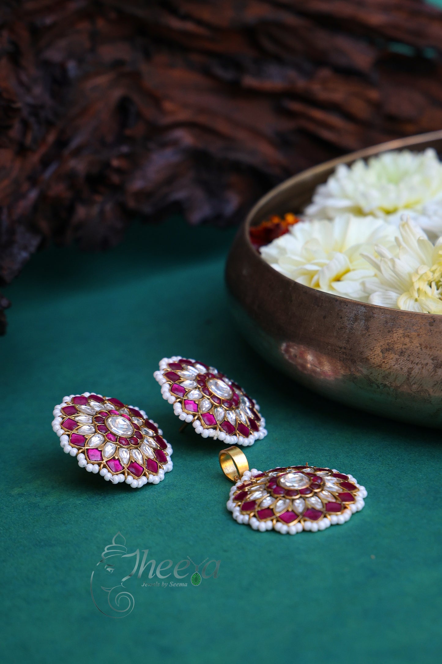 Pink Kundan and pearl pendant set