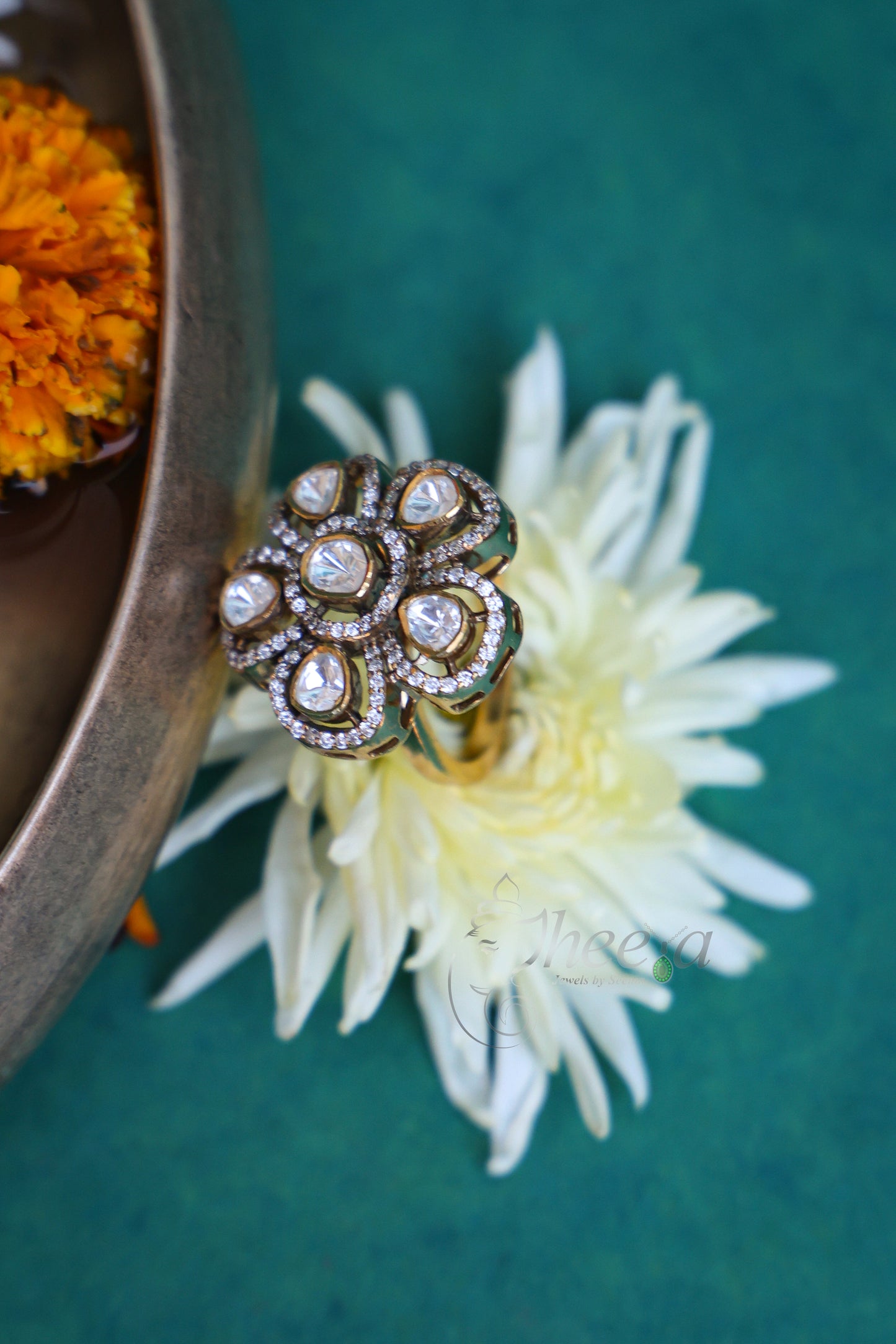 Floral moissnaite ring