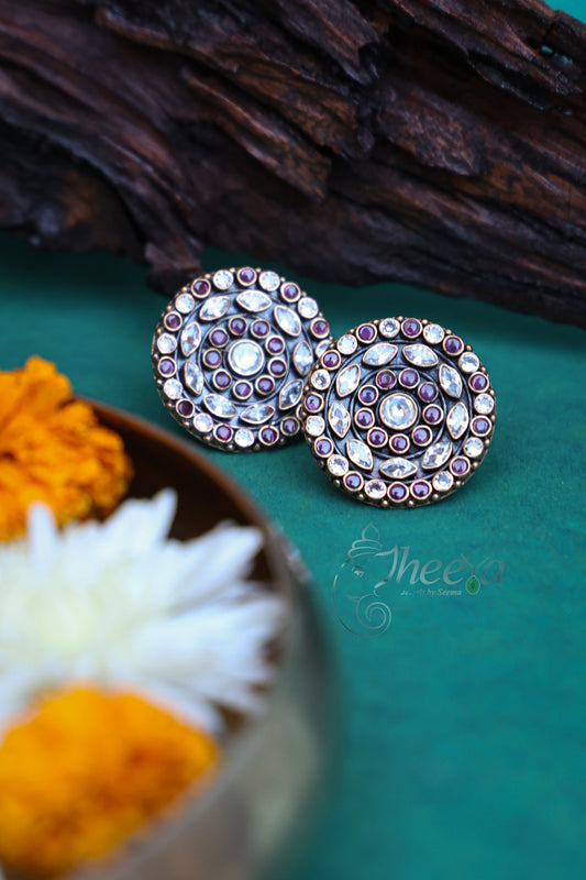 Red and white stones