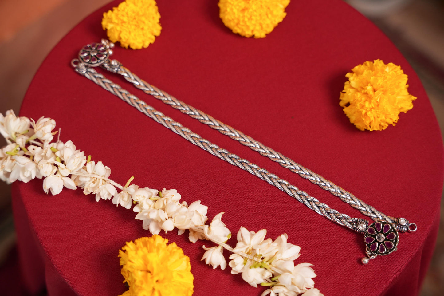 Big Red glass stone anklets with white stone
