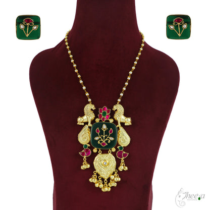 Royal Pendant Set image 2