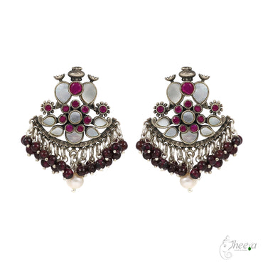 Mother of Pearls with Pink Kundan Earrings image 1