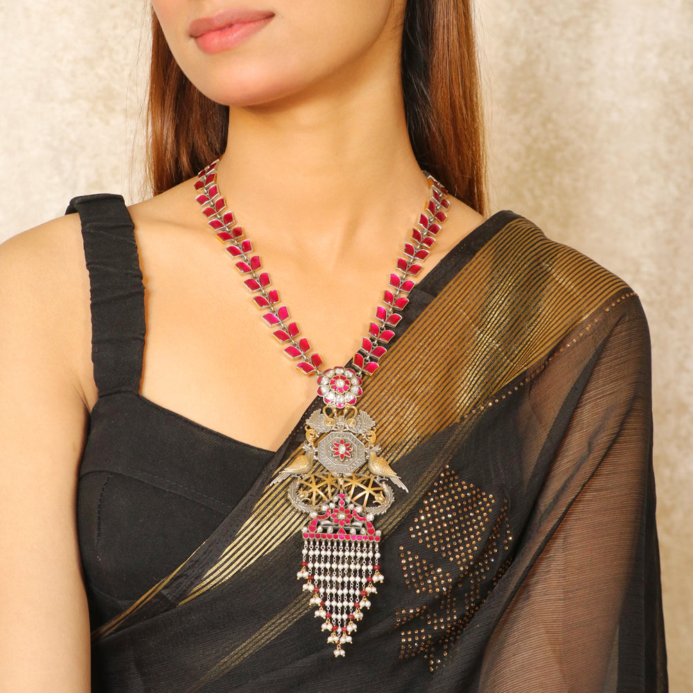 Peacock Swan Red & White Necklace image 1