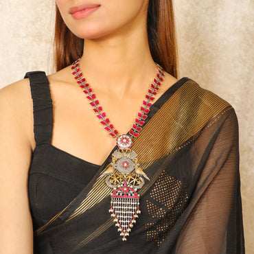 Peacock Swan Red & White Necklace image 1