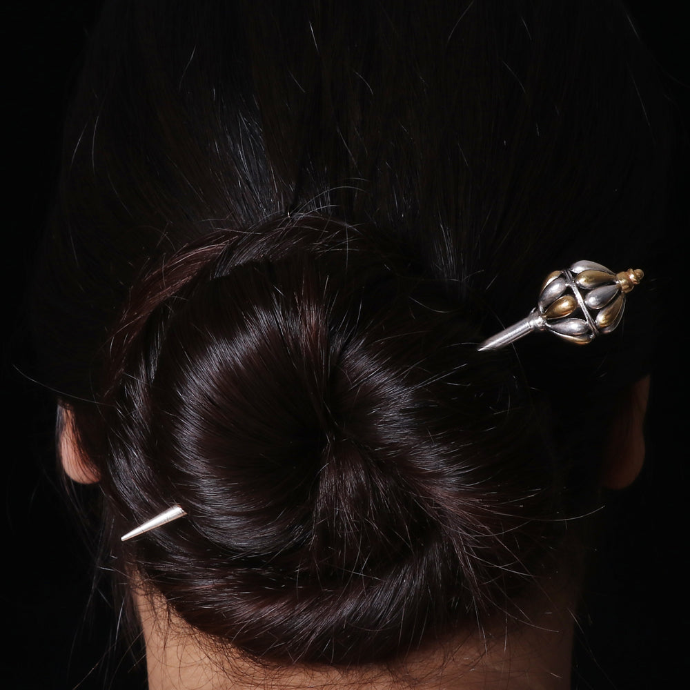 Dual Tone Globe Hair Pin image 1