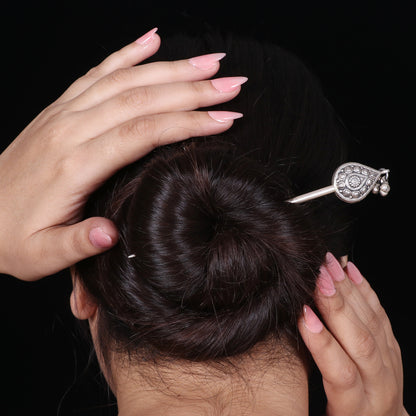 Pan Leaf with Dangler Hair Pin image 0