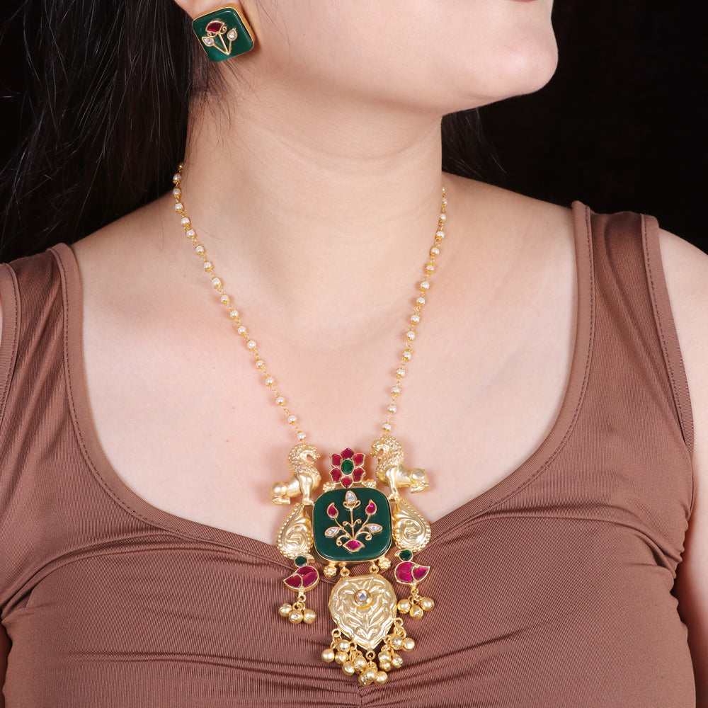 Royal Pendant Set image 0