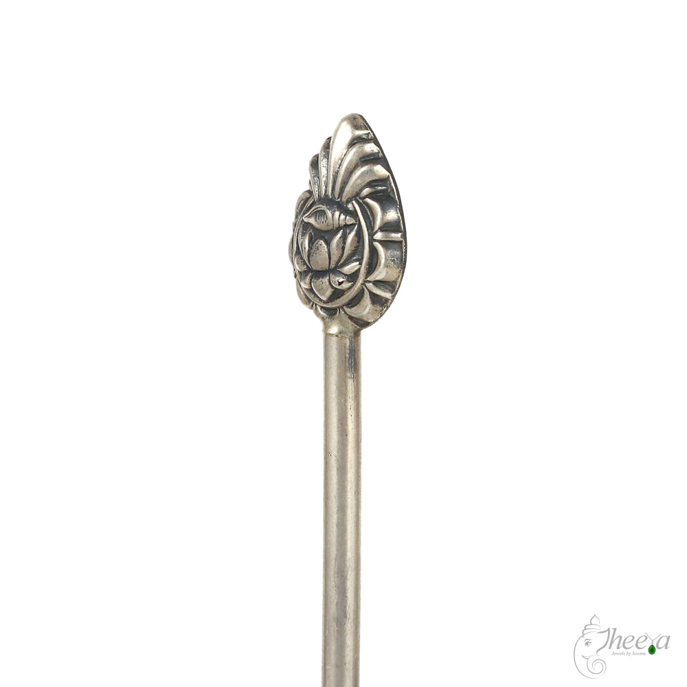 Lotus & Shunk Head Hair Pin image 3