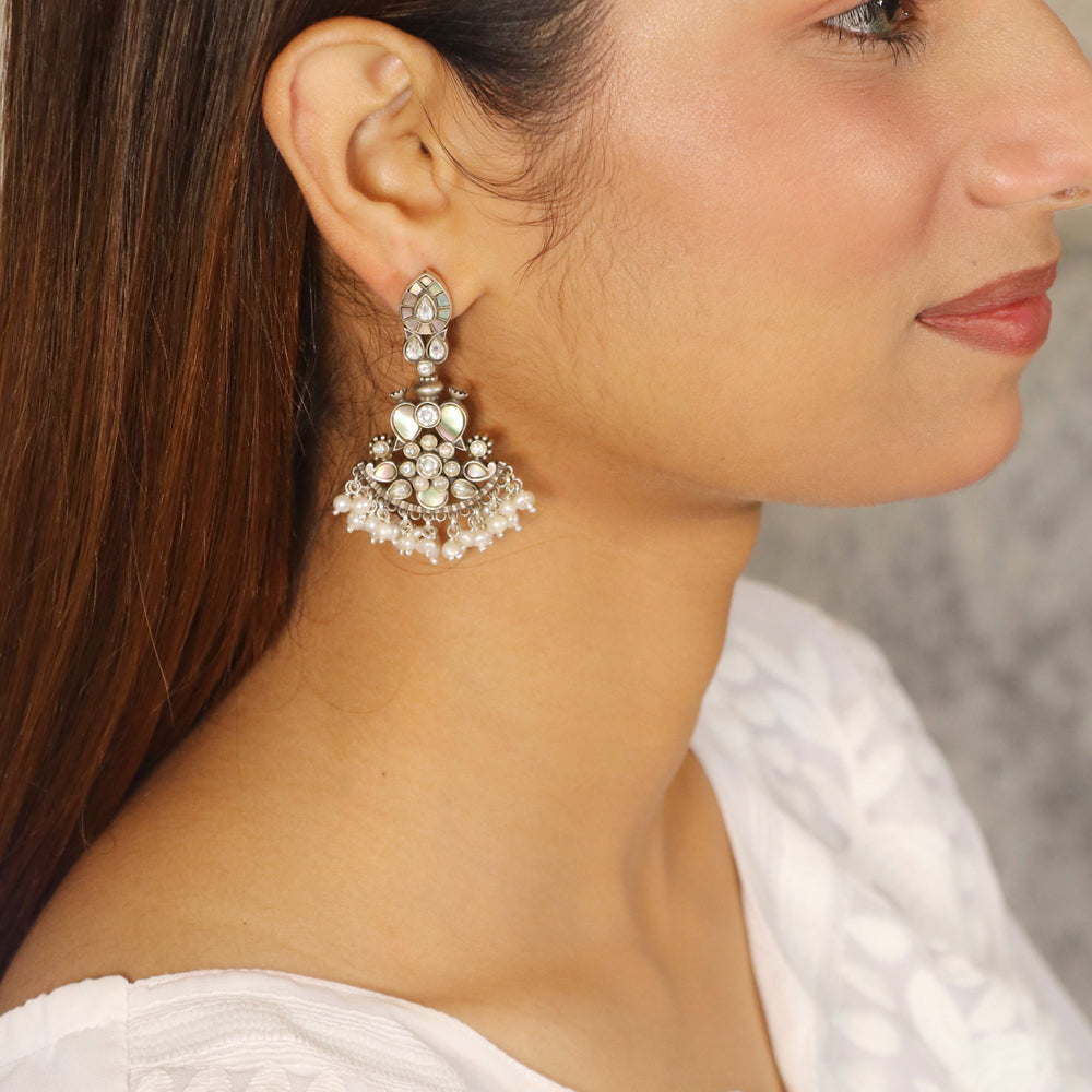 Mother of Pearl with White Kundan Dangler Earring image 0