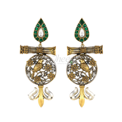 Green Kundan with Filigree Work Earring image 2