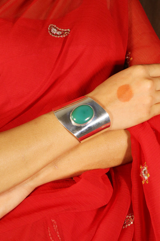 Saadagi Green Onyx cuff image 0