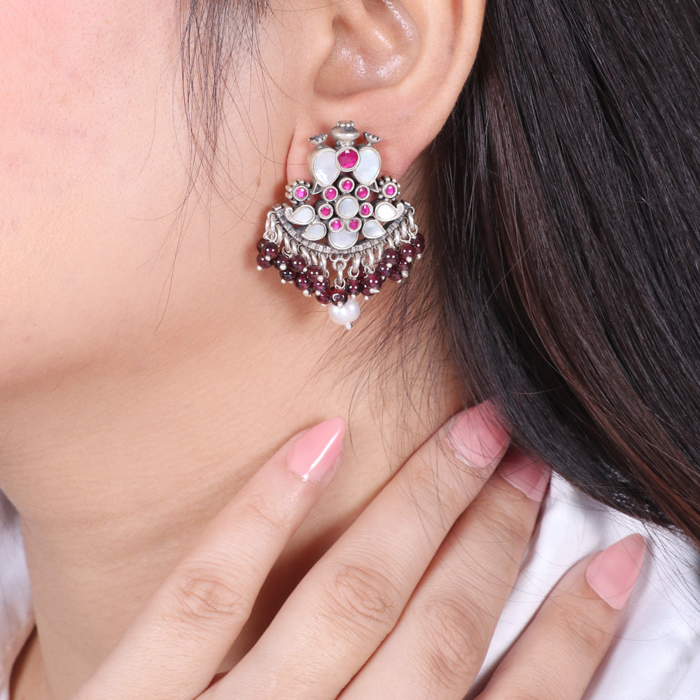 Mother of Pearls with Pink Kundan Earrings image 0