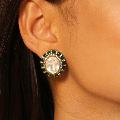 Big Moissanite with Green Kundan Set image 2