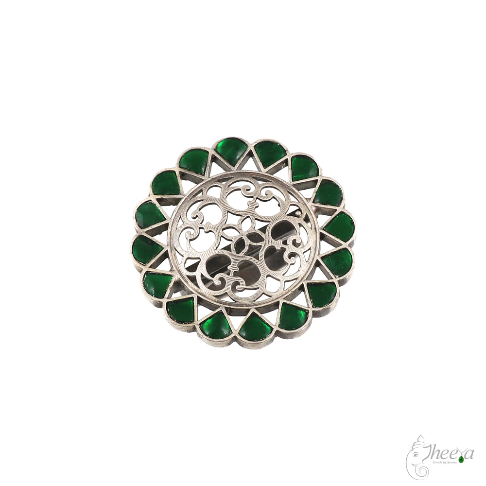 Big Green Kundan Ring image 1