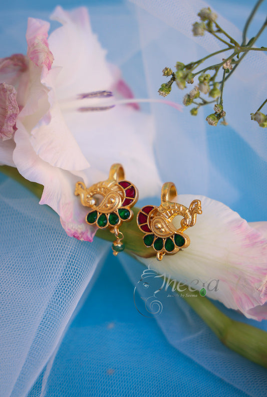 Red n green peacock bugadi