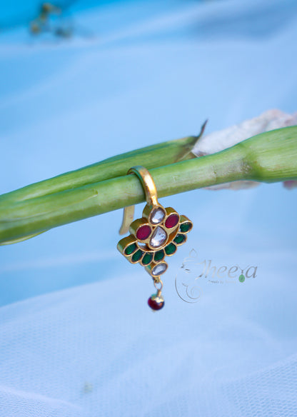 red white and green bugadi with red drop