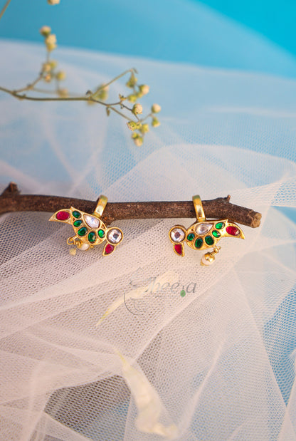 Green bird with red drop bugadi