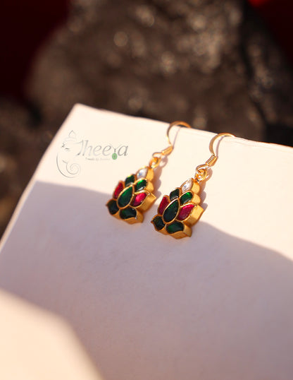 Red and green kundan lotus earring