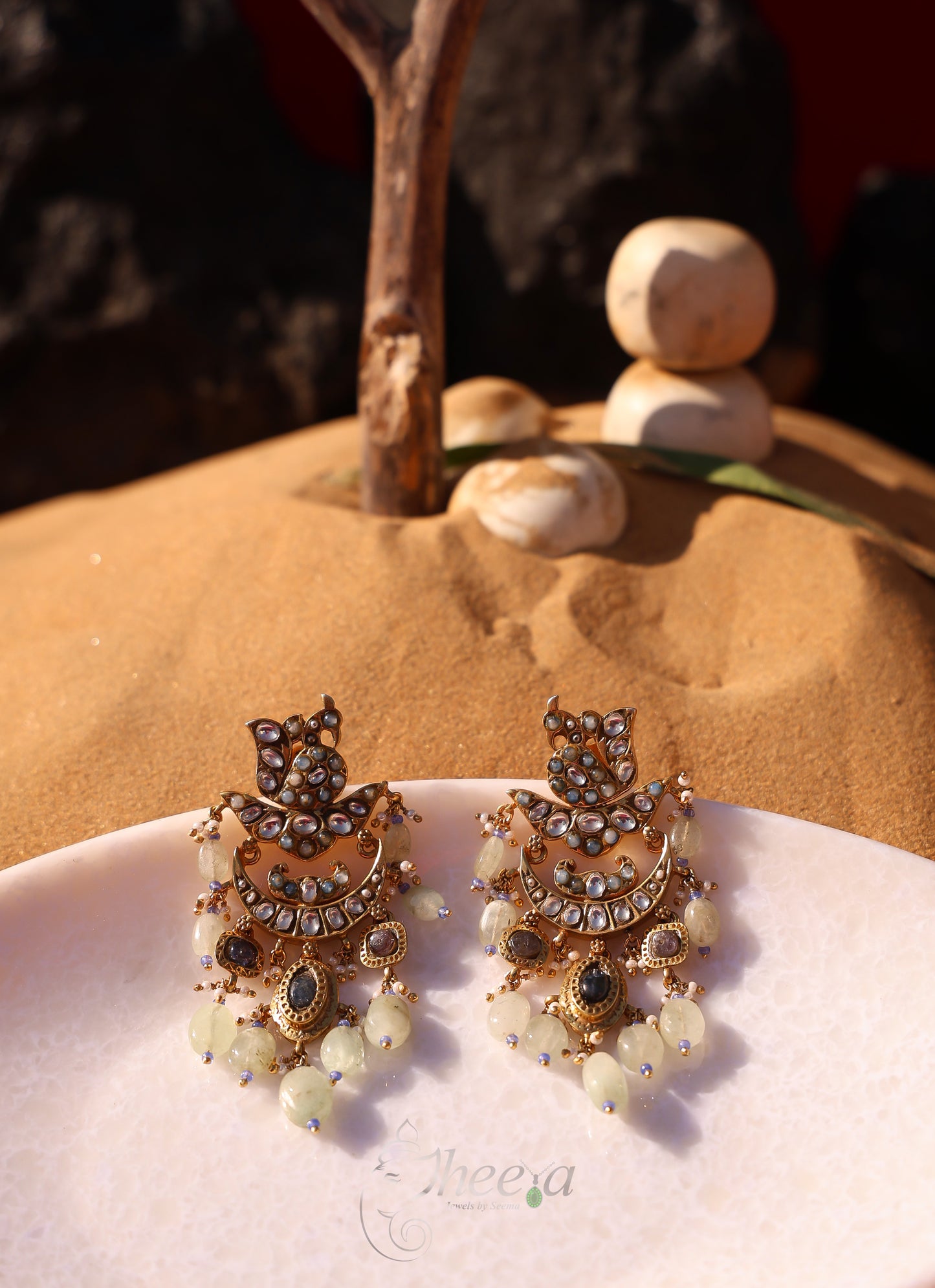 Light Grey jadao kundan with light green beads