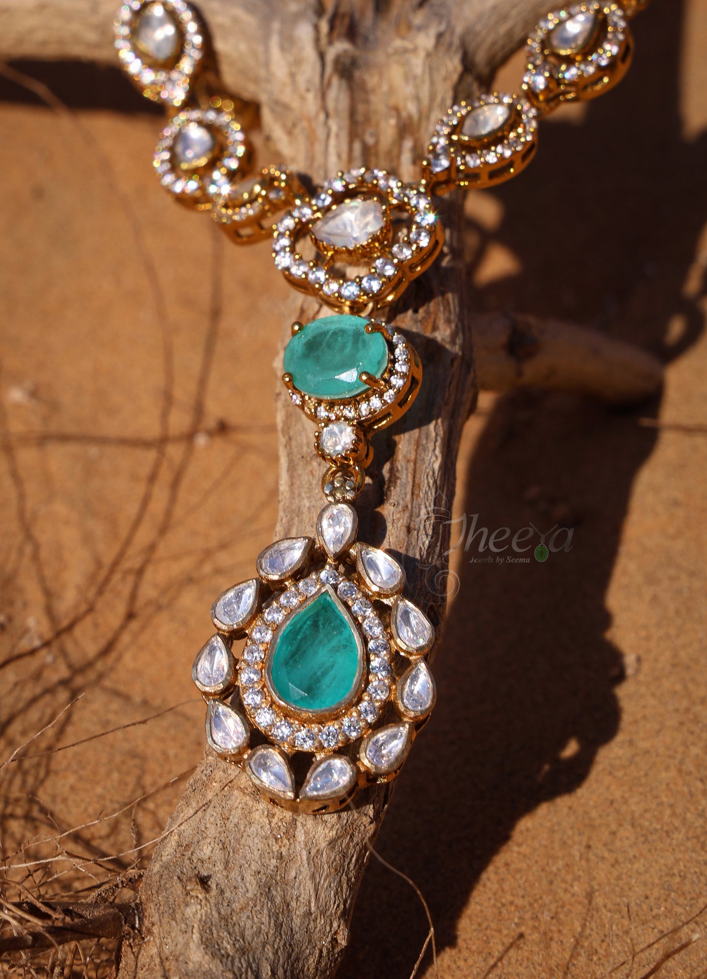 Green moissnaite set