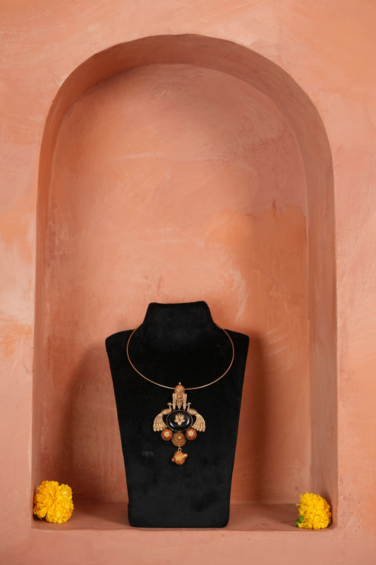 Riwaayat Vintage pendant with coral drop