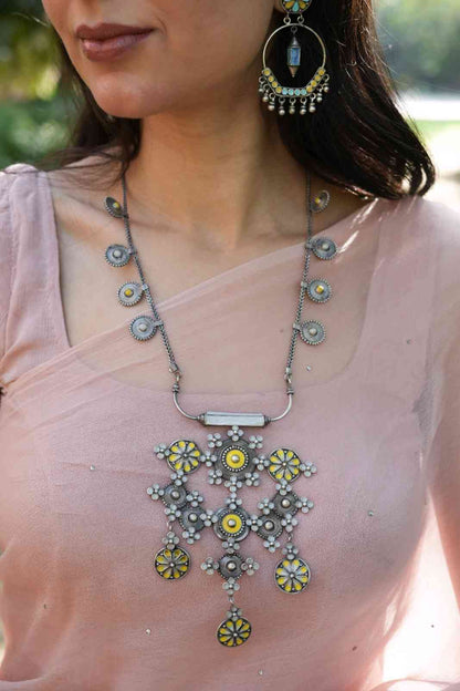 Vanya Big Yellow Necklace