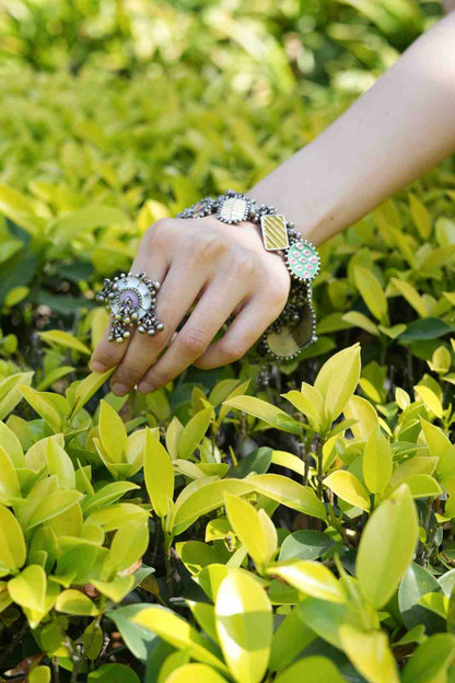 Vanya white n Mint Ring