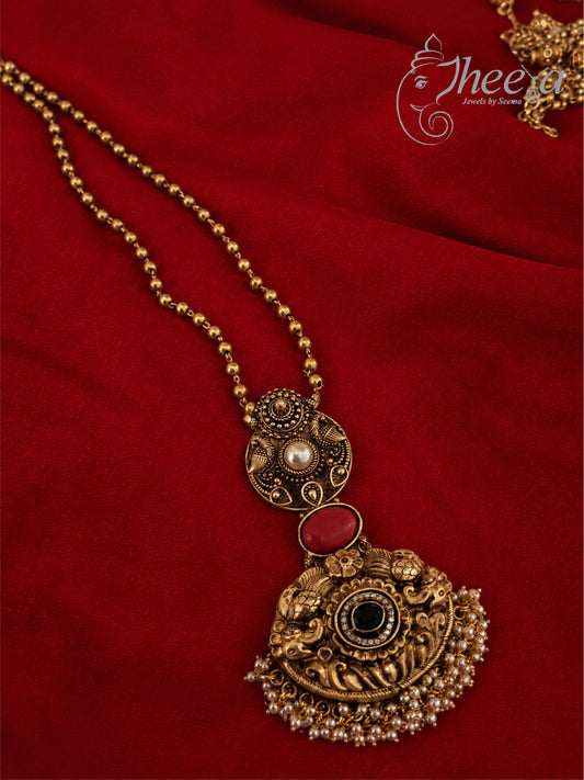 green-stone-coral-pure-silver-pendant-antique-gold.jpg