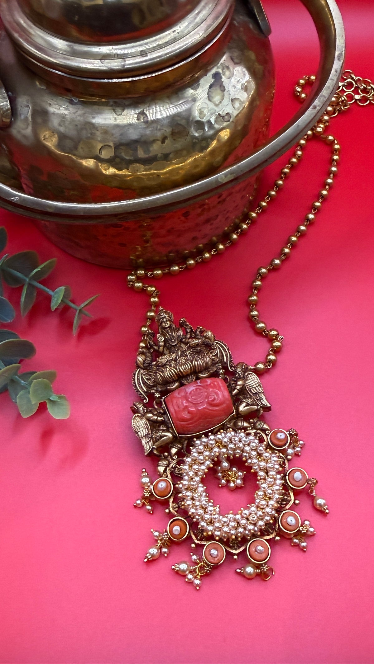 lakshmi-coral-pearl-pure-silver-long-haar-antique-gold.jpg