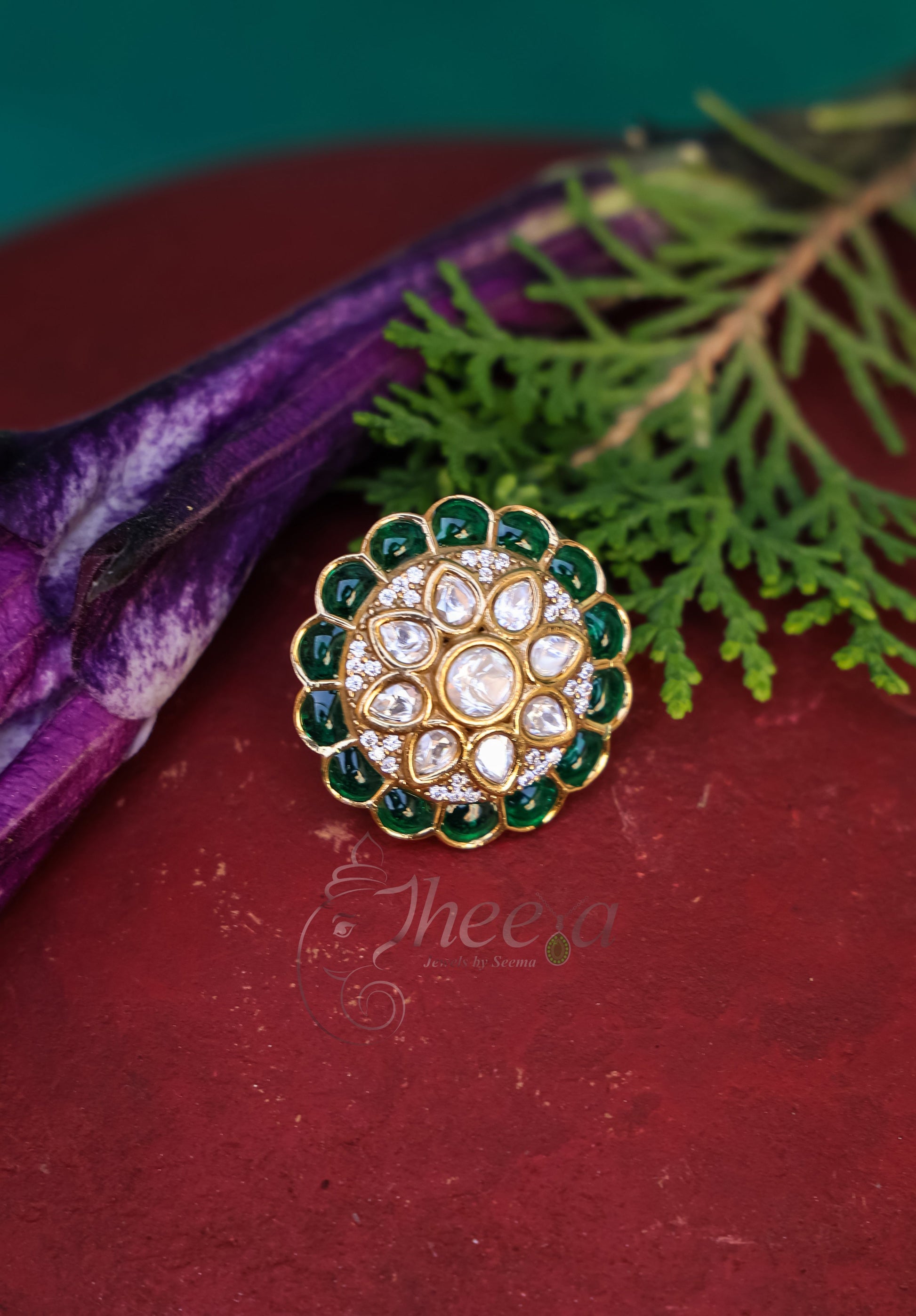 Riwaayat Green kundan with white flower stud
