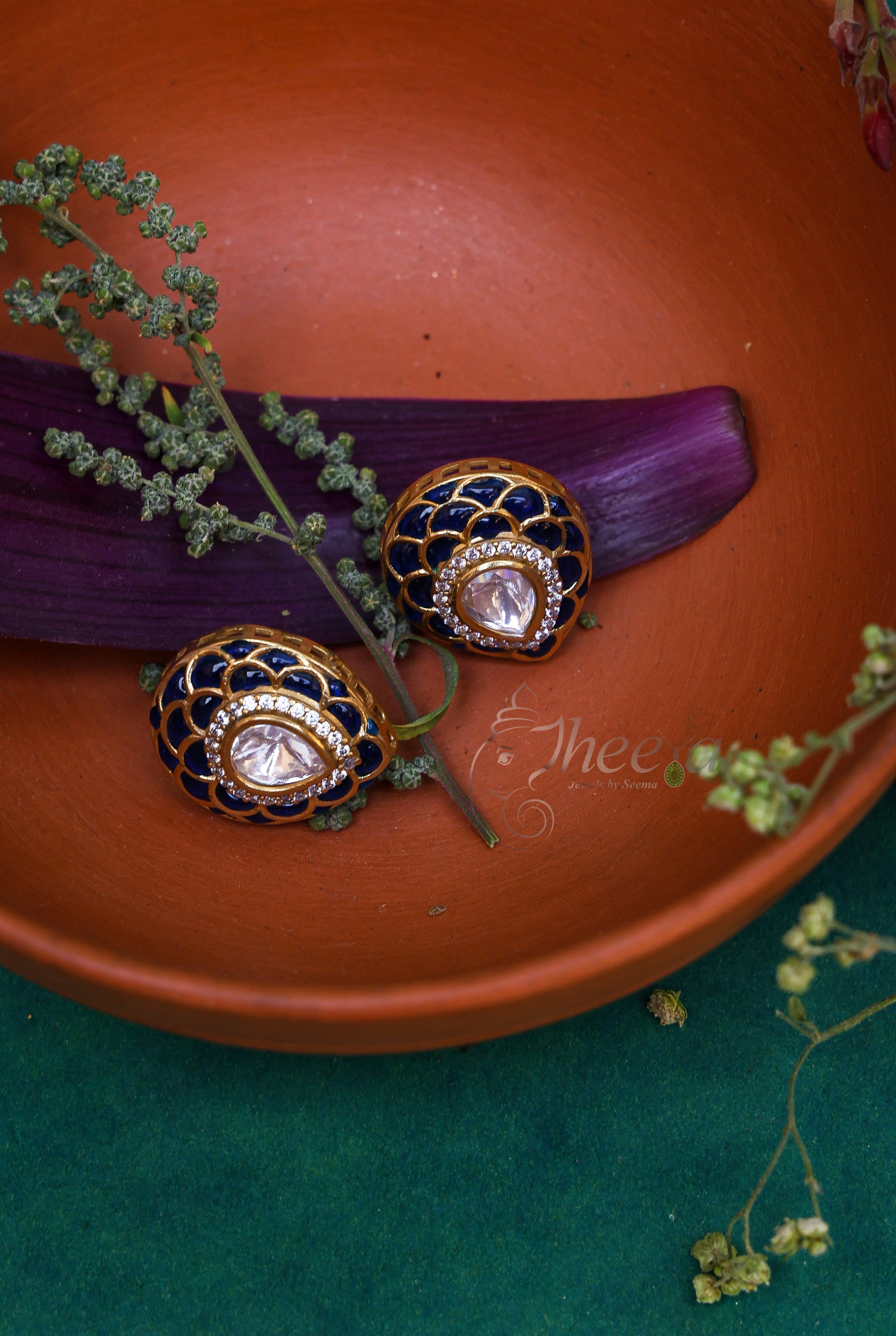 Riwaayat Tear drop blue polki