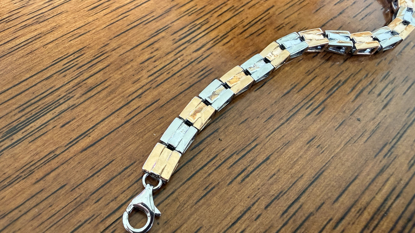Detail shot of the bracelet craftsmanship