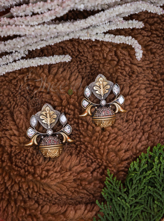 Dual tone white Kundan