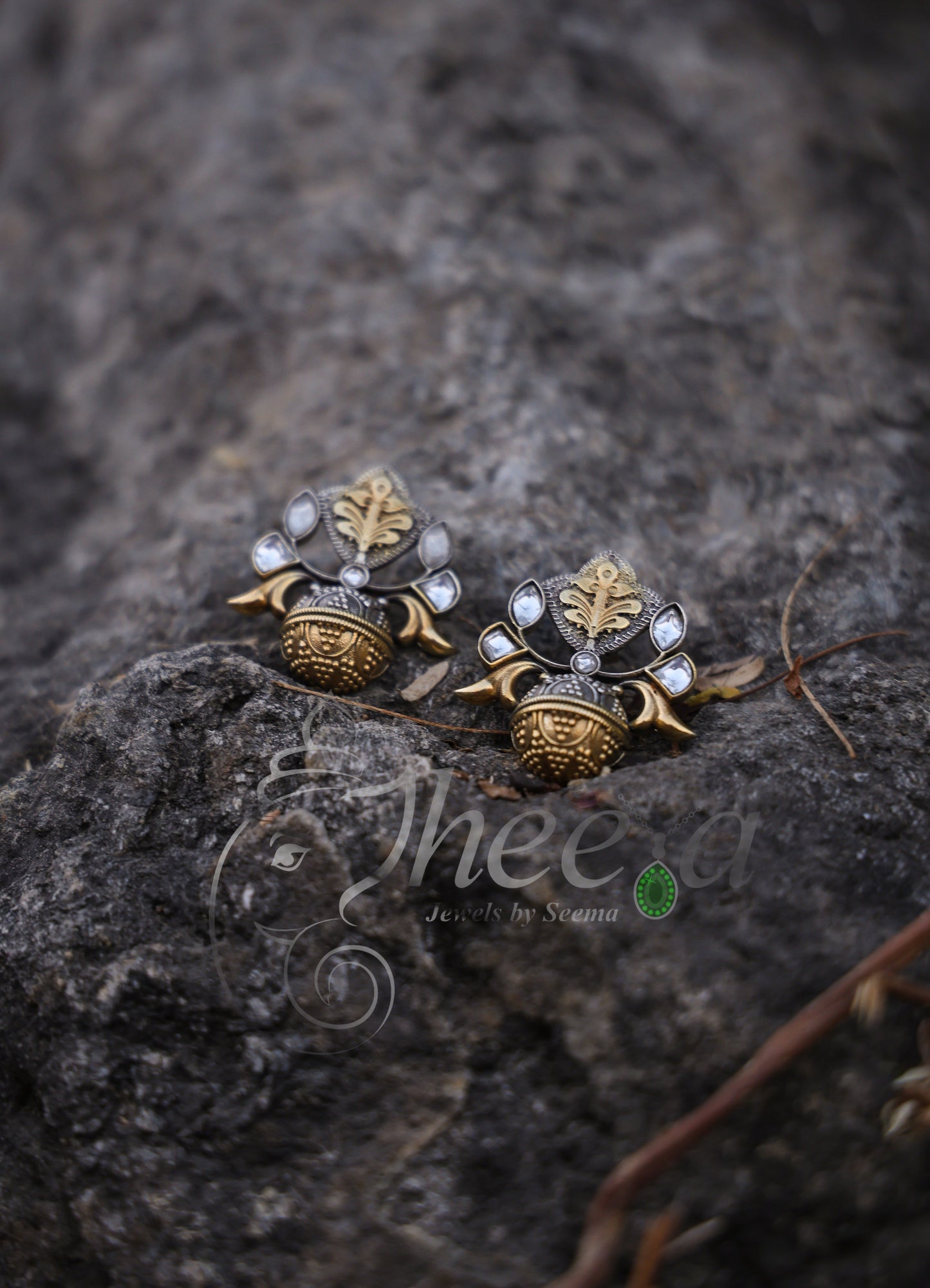 Dual tone white Kundan
